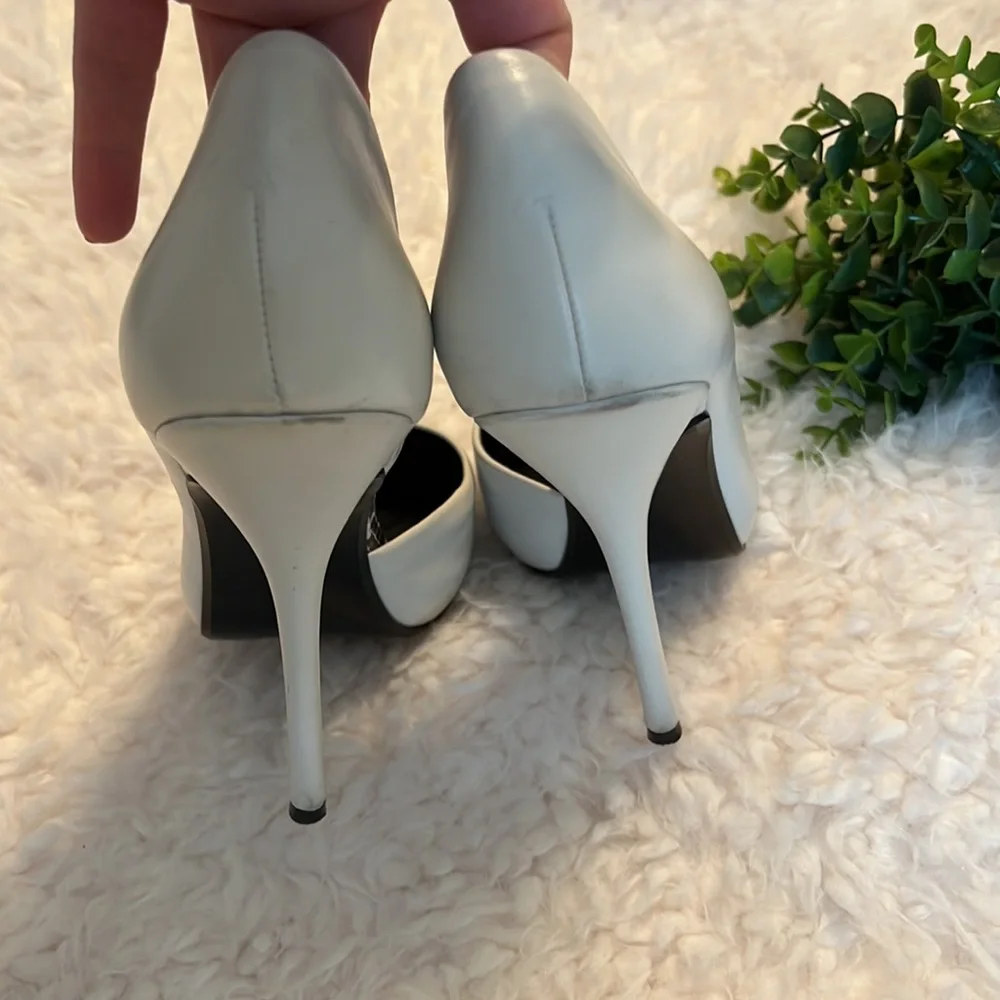 Steven by Steve Madden Newbee White Pumps - Picture 8 of 8